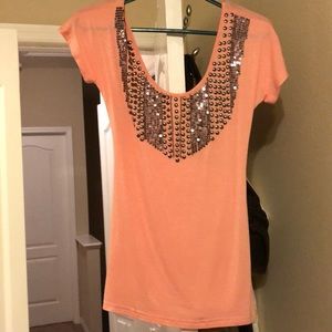 Beaded, low-back shirt from Buckle